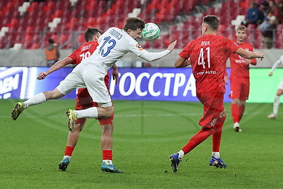 Футболисты минского \"Динамо\" победили \"Арсенал\" в матче чемпионата Беларуси