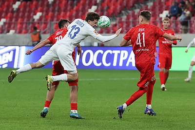 Футболисты минского \"Динамо\" победили \"Арсенал\" в матче чемпионата Беларуси