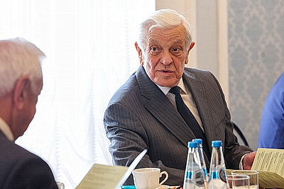 \"Служение Отечеству. Служение сцене\". Творческая встреча прошла в Купаловском