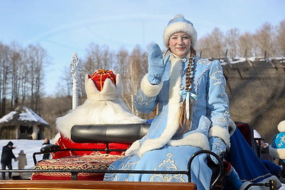 В Беловежской пуще отметили Масленицу и попрощались со Снегурочкой до следующей зимы