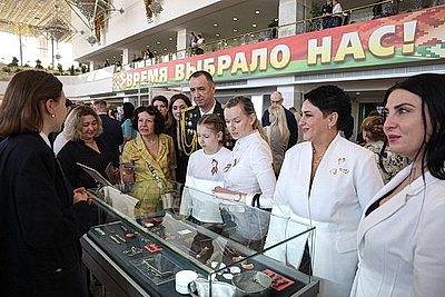 \"Дать отпор сильному врагу может только сплоченное общество\". Вольфович об уроках Великой Отечественной войны
