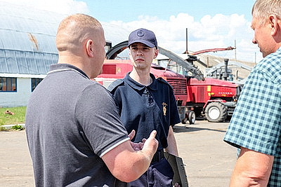 Представители прокуратуры контролируют уборочную кампанию в Гомельской области