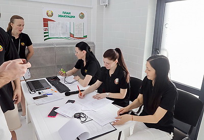 Фестиваль школьного спорта по волейболу и плаванию стартовал в Гомеле