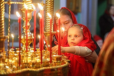 Благодатный огонь от храма Гроба Господня доставили в Гродно