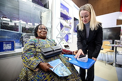 Парламентская делегация Зимбабве посетила ПВТ и ММВЦ