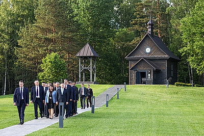 Главы верховных судов Беларуси и России отдали дань памяти жертвам геноцида белорусского народа