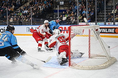 Минское \"Динамо\" одержало победу над \"Автомобилистом\"
