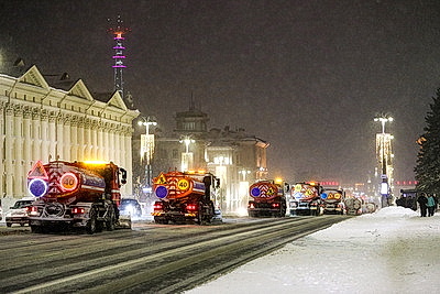 Последствия снегопада устраняют в городах Беларуси