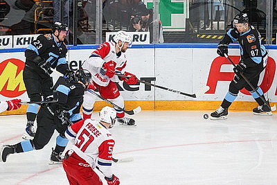Хоккеисты \"Динамо\" прервали серию неудач, по буллитам победив \"Локомотив\"