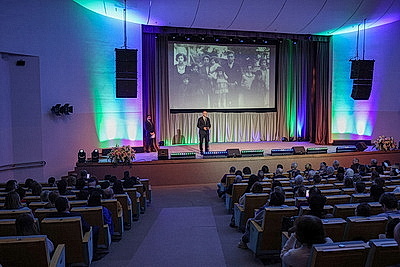 Выставку \"Человечность как выбор\" презентовали в Нацбиблиотеке