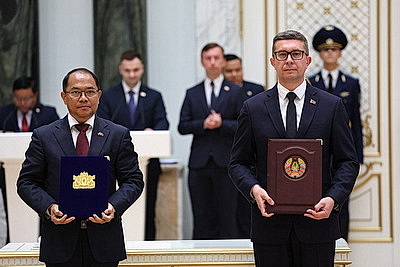 Экономика, наука, правовая помощь. По итогам переговоров лидеров Беларуси и Мьянмы подписан пакет документов