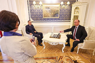 Сотрудники \"Белэнерго\" посетили с экскурсией Дворец Независимости