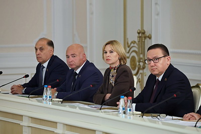 Лукашенко собрал совещание с руководством Совмина