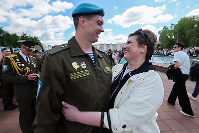 Около 10 тыс. новобранцев приняли военную присягу в Вооруженных Силах Беларуси
