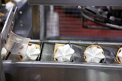 Загадка могилевского пломбира: как делают мороженое, любимое с детства