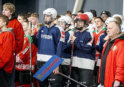 В Гомеле проходят областные соревнования среди детей и подростков по хоккею \"Золотая шайба\"