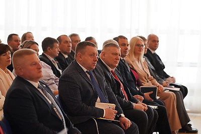 Лазаревич о флагманах \"Беллегпрома\": это технологическая независимость страны