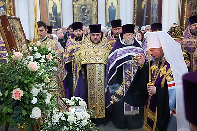 Частица Пояса Пресвятой Богородицы доставлена в Свято-Духов кафедральный собор в Минске