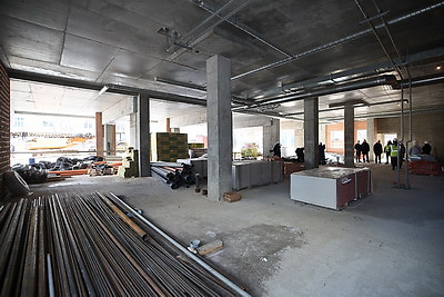 Монолитные работы завершены. В центре Минска возводят восьмиэтажный корпус онкологического центра