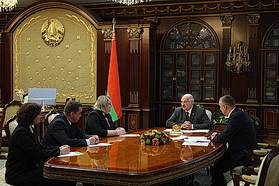 Лукашенко рассмотрел кадровые вопросы
