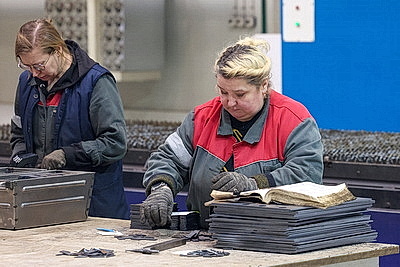 Как будут расширять автобусное производство МАЗ? Турчин ознакомился с производственными цехами