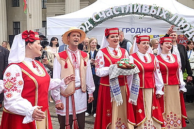 Объединяя культуры. XV Республиканский фестиваль национальных культур проходит в Гродно