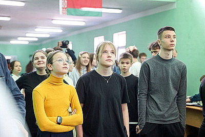 В Бресте проходит первенство города по подъему по штурмовой лестнице