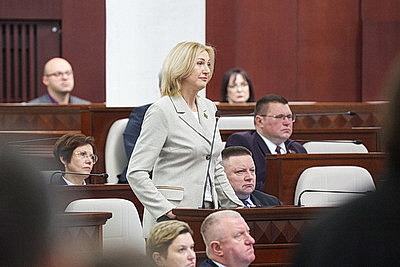 Правительство Беларуси работает над модернизацией системы пособий по уходу за ребенком