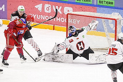 Хоккеисты \"Юности\" победили \"Неман\" на старте плей-офф экстралиги