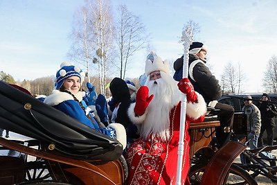 В Беловежской пуще отметили Масленицу и попрощались со Снегурочкой до следующей зимы