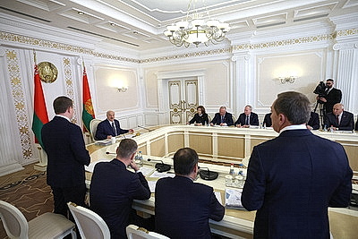 Лукашенко назвал инициативу \"Один район - один проект\" стратегической задачей в региональном развитии
