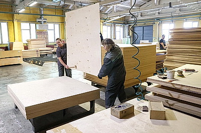 \"Речицадрев\": современное производство с женским лицом