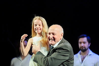 Владимирский академический театр драмы представил спектакль \"Черные доски\" на театральном форуме \"M.@rt.контакт\"