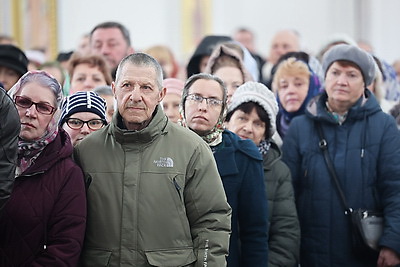 Радостью наполняется сердце. Ковчег с Поясом Пресвятой Богородицы встретили в Витебске