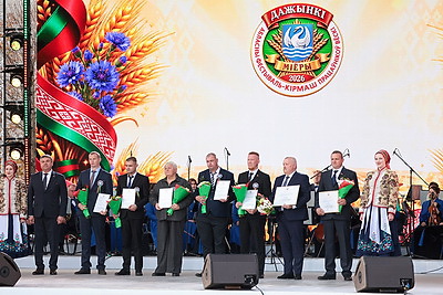 \"Дажынкі-2026\". Лучших тружеников села Витебской области чествуют в Миорах