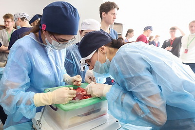 Международная студенческая олимпиада по хирургии собрала в ГрГМУ 11 команд из Беларуси, России, Кыргызстана и Узбекистана