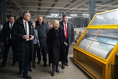 Лазаревич о флагманах \"Беллегпрома\": это технологическая независимость страны