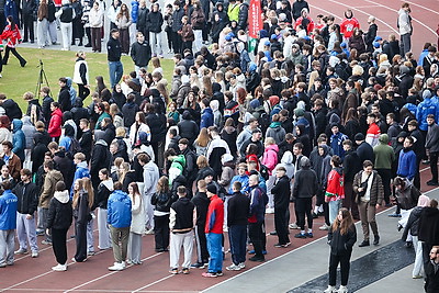 Олимпийские чемпионы провели зарядку для 3,5 тыс. студентов на минском стадионе \"Динамо\"