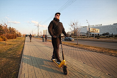 Солнечный весенний день в Минске