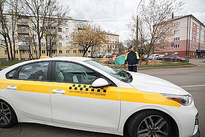 Нарушений ПДД со стороны такси стало меньше. Как прошел рейд ГАИ в Минске