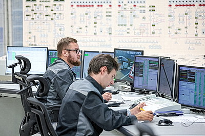 Кочанова посетила БелАЭС и ознакомилась с инфраструктурой Островца