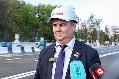 В Минске открыли движение по обновленному мосту через Свислочь