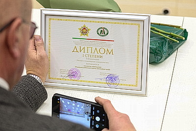 Журналистов БЕЛТА наградили за победу в конкурсе на лучшее освещение развития и строительства Вооруженных Сил