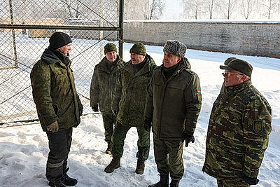Проверка ВС по поручению Президента продолжается в одной из частей 72-го учебного центра