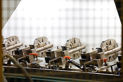 Добрушская бумажная фабрика за пятилетку утроила объемы производства