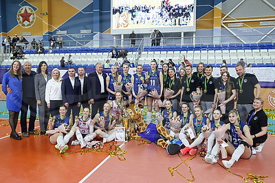 Волейболистки \"Минчанки\" в 13-й раз выиграли чемпионат Беларуси