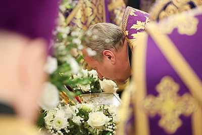 Частица Пояса Пресвятой Богородицы доставлена в Свято-Духов кафедральный собор в Минске