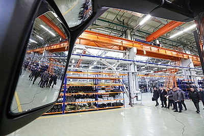 Как будут расширять автобусное производство МАЗ? Турчин ознакомился с производственными цехами