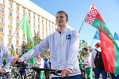 Драйв, масштаб, энергия. Велопробег \"В единстве сила!\" объединил около трех тысяч гомельчан