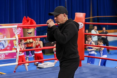 Чемпионы мира по боксу Цзю и Пирог провели мастер-класс для участников мемориала Ботвинника